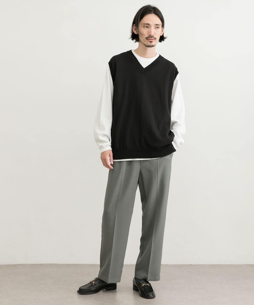 URBAN RESEARCH(アーバンリサーチ)の「ハイゲージVネックベスト(ベスト・メンズ・グリーン/ブラック/オフホワイト・MEDIUM/LARGE)」の12枚目の写真