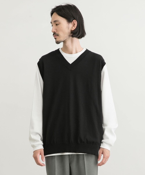 URBAN RESEARCH(アーバンリサーチ)の「ハイゲージVネックベスト(ベスト・メンズ・グリーン/ブラック/オフホワイト・MEDIUM/LARGE)」の15枚目の写真