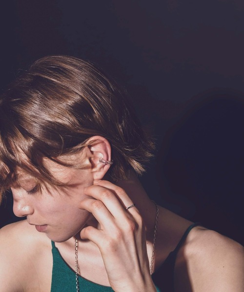 and cloud(アンドクラウド)の「Capture Chain Earcuff(イヤーカフ・レディース・イエローゴールド/シルバー/ブラック・FREE)」の10枚目の写真