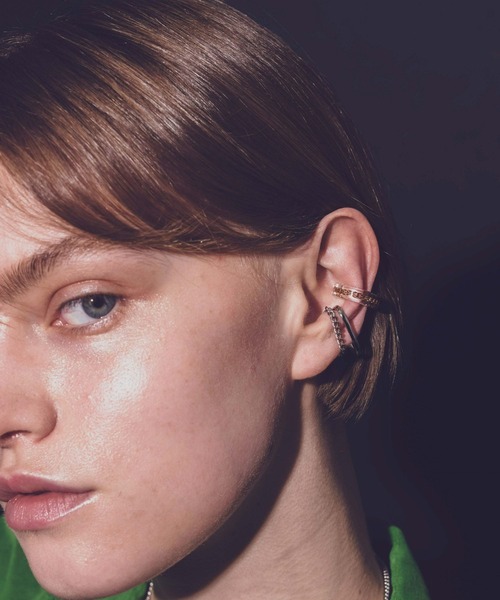 and cloud(アンドクラウド)の「Capture Chain Earcuff(イヤーカフ・レディース・イエローゴールド/シルバー/ブラック・FREE)」の9枚目の写真