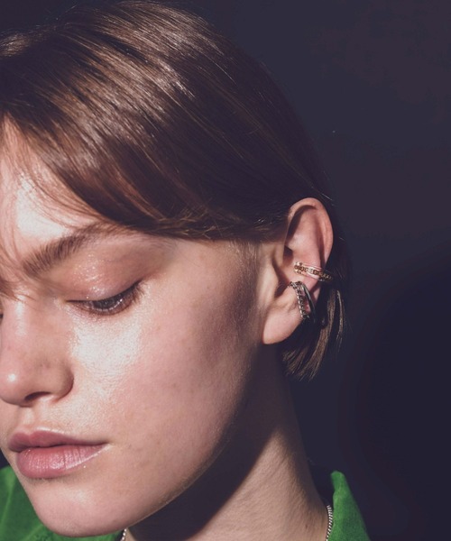 and cloud(アンドクラウド)の「Capture Chain Earcuff(イヤーカフ・レディース・イエローゴールド/シルバー/ブラック・FREE)」の13枚目の写真