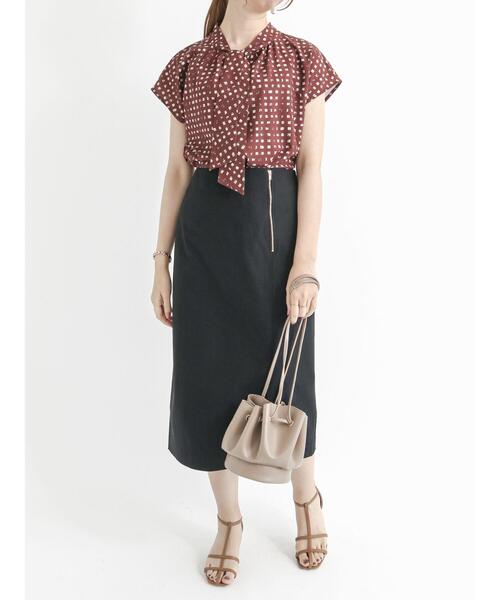 Te chichi（テチチ）の「幾何学/ストライプボウタイブラウス（シャツ/ブラウス・レディース・ブラック/ネイビー/オフホワイト/ボルドー・ﾌﾘ-）」の11枚目の写真