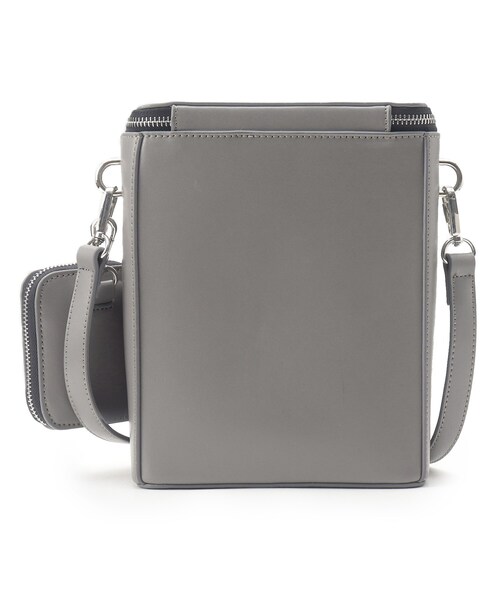 tk.TAKEO KIKUCHI(ティーケータケオキクチ)の「◆ZIPスクエアショルダーバッグ(ショルダーバッグ・メンズ・ブラック/グレー・00)」の5枚目の写真