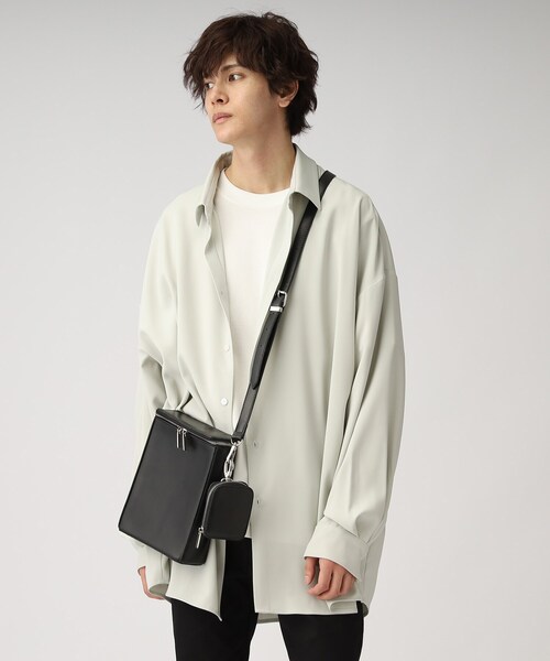 tk.TAKEO KIKUCHI(ティーケータケオキクチ)の「◆ZIPスクエアショルダーバッグ(ショルダーバッグ・メンズ・ブラック/グレー・00)」の13枚目の写真