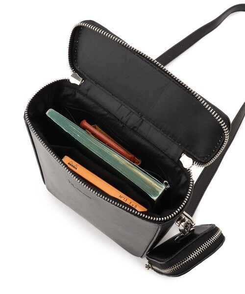 tk.TAKEO KIKUCHI(ティーケータケオキクチ)の「◆ZIPスクエアショルダーバッグ(ショルダーバッグ・メンズ・ブラック/グレー・00)」の21枚目の写真