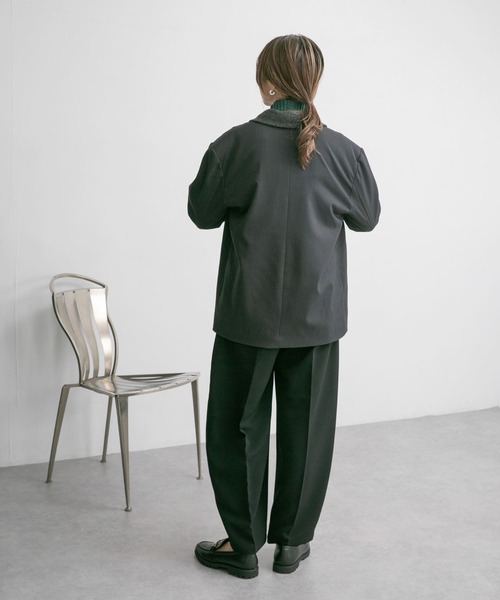 KBF(ケイビーエフ)の「ワークディティールブレザー(テーラードジャケット・レディース・チャコールグレー/ベージュ系その他・ONE)」の17枚目の写真