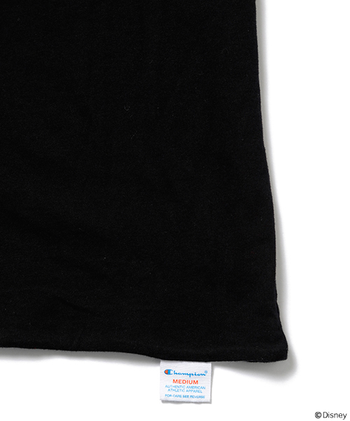 Champion（チャンピオン）の「CHAMPION×BEAMS / 別注 リバーシブル Tシャツ （Oswald） Disney（ディズニー）（Tシャツ/カットソー・メンズ・ブラック・LARGE/SMALL/MEDIUM）」の10枚目の写真