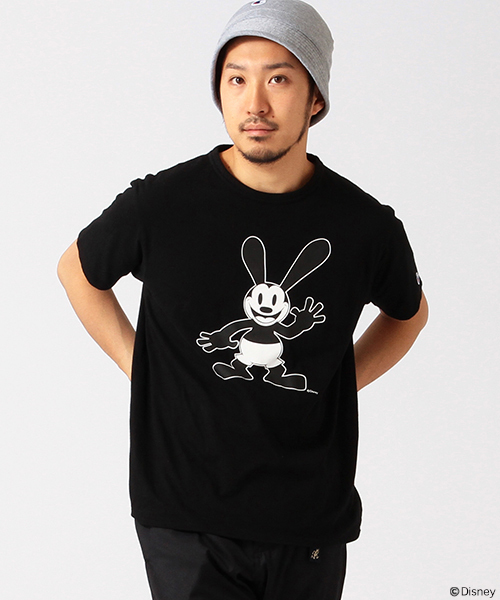 Champion（チャンピオン）の「CHAMPION×BEAMS / 別注 リバーシブル Tシャツ （Oswald） Disney（ディズニー）（Tシャツ/カットソー・メンズ・ブラック・LARGE/SMALL/MEDIUM）」の2枚目の写真