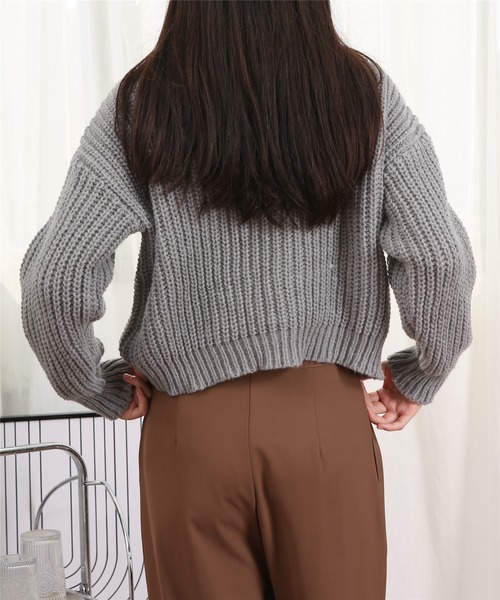 MAISON DE THERESE(メゾン ド テレーズ)の「ルーズシルエット ケーブルニットカーディガン(カーディガン/ボレロ・レディース・アイボリー/グレー・FREE)」の4枚目の写真