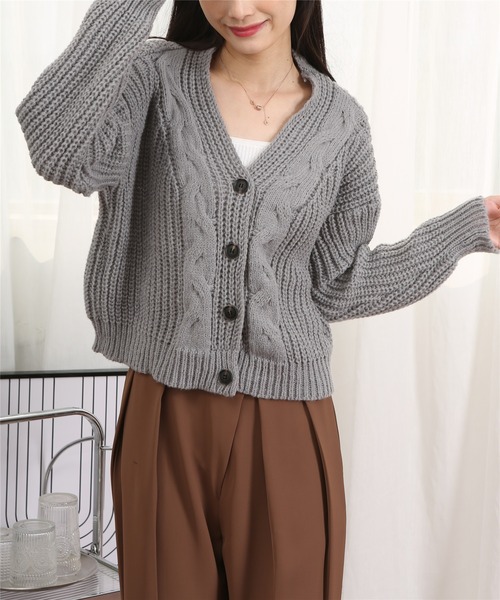 MAISON DE THERESE(メゾン ド テレーズ)の「ルーズシルエット ケーブルニットカーディガン(カーディガン/ボレロ・レディース・アイボリー/グレー・FREE)」の17枚目の写真