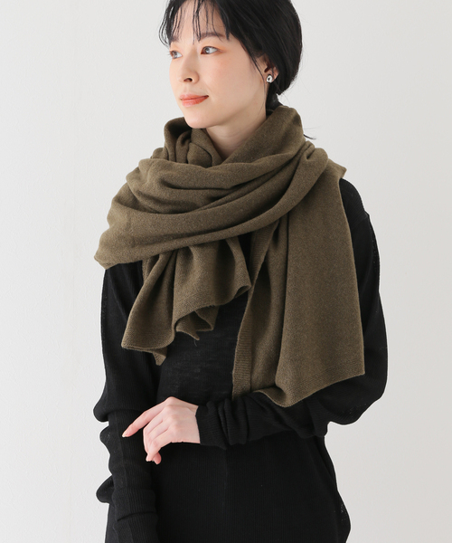plage(プラージュ)の「【JOHNSTONES/ジョンストンズ】 ニットストール(マフラー・レディース・ベージュ/カーキ・FREE)」の8枚目の写真