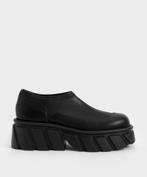 CHARLES & KEITH(チャールズ & キース)の「Aberdeen アバディーン チャンキースニーカー(スニーカー・レディース・ブラック/クリーム・22.5cm/23cm/23.5cm/24.5cm/25cm/25.5cm)」の2枚目の写真