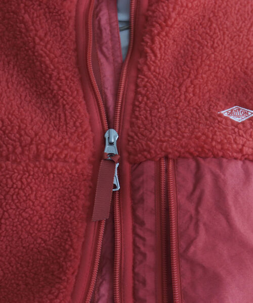 DANTON（ダントン）の「【DANTON/ダントン】INSULATION BOA OUTER　DT-A0194 LBA（ブルゾン・レディース・チャコールグレー/アイボリー/レッド・FREE）」の6枚目の写真