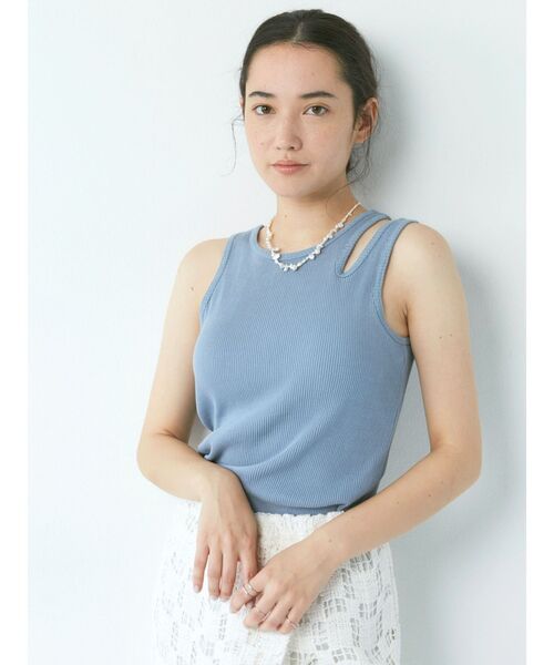 Ungrid（アングリッド）の「パット付きアシメデザインテレコタンクトップ（タンクトップ・レディース・ブラック/アイボリー/オレンジ/ブルー・FREE）」の5枚目の写真