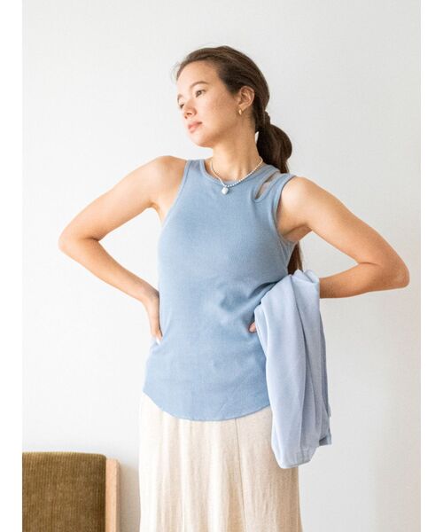 Ungrid（アングリッド）の「パット付きアシメデザインテレコタンクトップ（タンクトップ・レディース・ブラック/アイボリー/オレンジ/ブルー・FREE）」の16枚目の写真