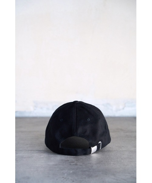 AZUL by moussy（アズールバイマウジー）の「MONOGRAM SIDE LOGO CAP/モノグラムサイドロゴキャップ（キャップ・レディース・マジェンタ/アイボリー/ブラック・FREE）」の16枚目の写真