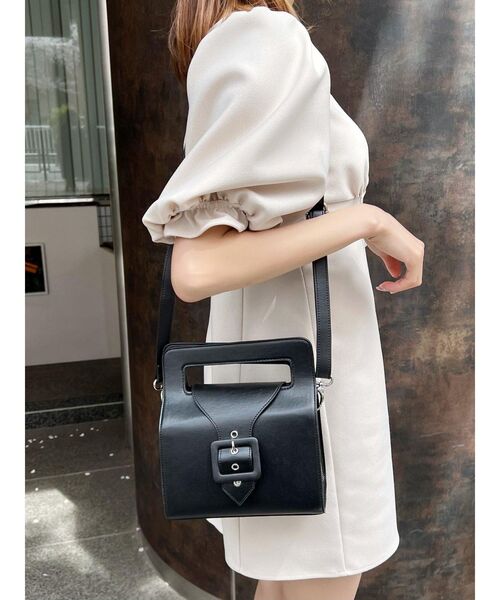 EATME（イートミー）の「ベルテッドランチボックスバッグ（ハンドバッグ・レディース・ベージュ/ブルー/ブラック・FREE）」の6枚目の写真