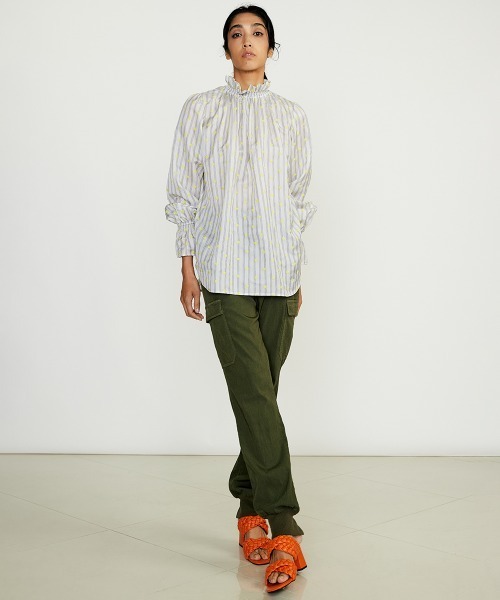 DOUBLE STANDARD CLOTHING（ダブルスタンダードクロージング）の「DSC/ フラワー刺繍ブラウス（シャツ/ブラウス・レディース・イエロー/オフホワイト・36/38）」の13枚目の写真