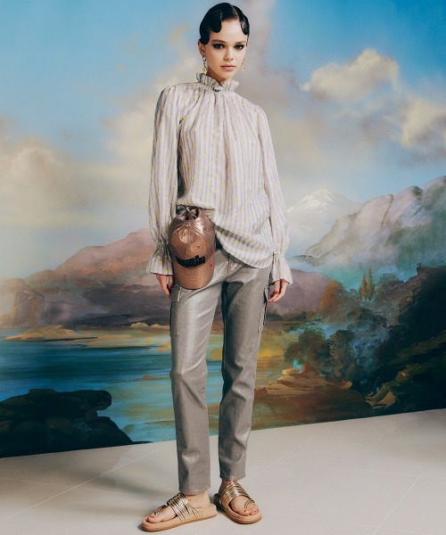 DOUBLE STANDARD CLOTHING（ダブルスタンダードクロージング）の「DSC/ フラワー刺繍ブラウス（シャツ/ブラウス・レディース・イエロー/オフホワイト・36/38）」の14枚目の写真