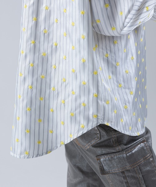 DOUBLE STANDARD CLOTHING（ダブルスタンダードクロージング）の「DSC/ フラワー刺繍ブラウス（シャツ/ブラウス・レディース・イエロー/オフホワイト・36/38）」の21枚目の写真