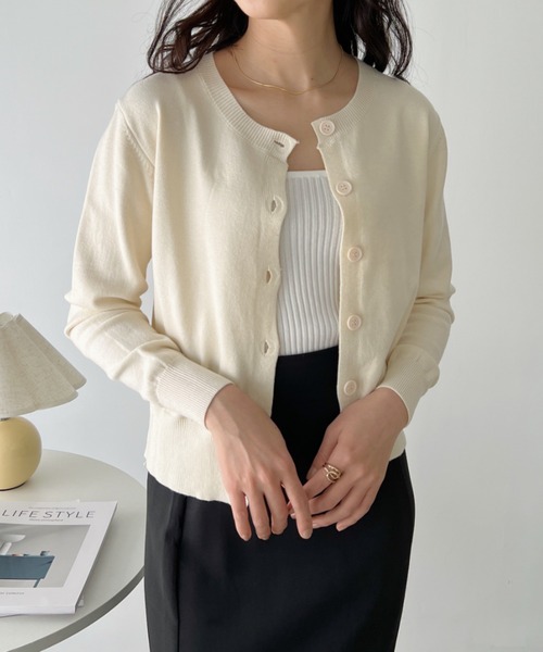 CLEA(クレア)の「ショート丈コンパクトクルーネックカーディガン(カーディガン/ボレロ・レディース・アイボリー/ブラック/グレー/ピンク/ライトグリーン・FREE)」の7枚目の写真