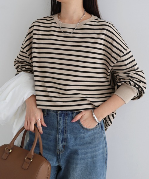 andme（アンドミー）の「【新色追加】無地ボーダーボリューム袖コットン長袖Tシャツ（Tシャツ/カットソー・レディース・チャコールグレー/ブラック/ベージュ/オフホワイト/ブルー/オートミール/スミクロ/ブラウン/ホワイト×ブラック/ベージュ系その他/ブルー系その他/ライトピンク/キナリ/ネイビー・M/L）」の11枚目の写真