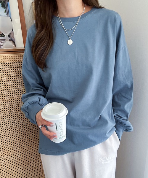 andme（アンドミー）の「【新色追加】無地ボーダーボリューム袖コットン長袖Tシャツ（Tシャツ/カットソー・レディース・チャコールグレー/ブラック/ベージュ/オフホワイト/ブルー/オートミール/スミクロ/ブラウン/ホワイト×ブラック/ベージュ系その他/ブルー系その他/ライトピンク/キナリ/ネイビー・M/L）」の17枚目の写真