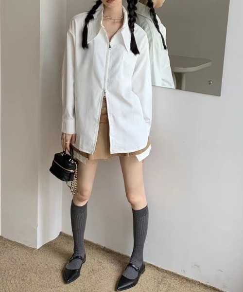 Vipoa（ヴィポア）の「BIGカラージップアップシャツ（シャツ/ブラウス・レディース・ブルー/ホワイト・FREE）」の5枚目の写真