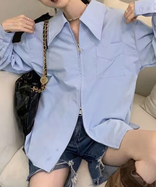 Vipoa（ヴィポア）の「BIGカラージップアップシャツ（シャツ/ブラウス・レディース・ブルー/ホワイト・FREE）」の6枚目の写真