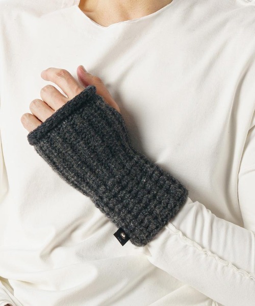 wjk（ダヴルジェイケイ）の「mko11220-3-tone hand warmer ハンドウォーマー（手袋・メンズ・ブラック/トップグレー/ベージュ・FREE）」の2枚目の写真