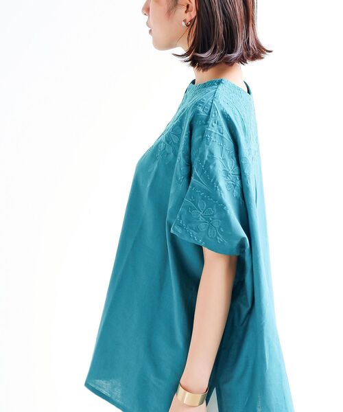rps(アールピーエス)の「リーフ刺繍ドルマンブラウス(シャツ/ブラウス・レディース・オフホワイト/カーキ/パープル/チャコールグレー/ブルーグリーン・フリー)」の21枚目の写真