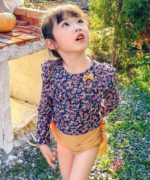 OSYAREVO（オシャレボ）の「キッズ フラワー柄 ロングスリーブ フリル 水着 セットアップ（水着・キッズ・ネイビー・90/100/110/120/130）」の6枚目の写真