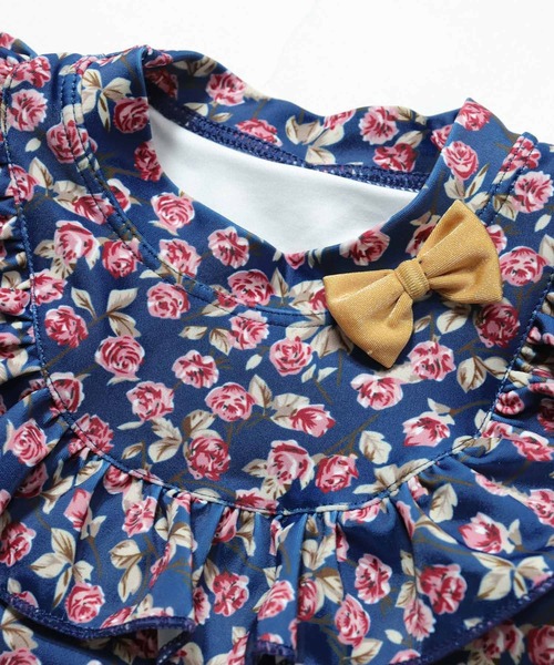 OSYAREVO（オシャレボ）の「キッズ フラワー柄 ロングスリーブ フリル 水着 セットアップ（水着・キッズ・ネイビー・90/100/110/120/130）」の14枚目の写真
