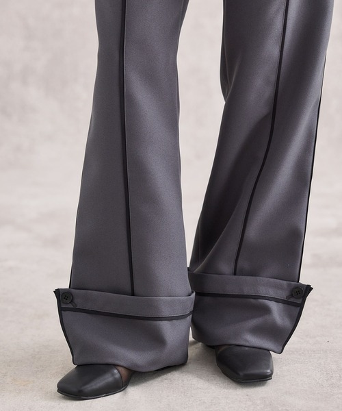 UNITED TOKYO（ユナイテッドトウキョウ）の「ラインデザインパンツ-ウォッシャブル-（スラックス・レディース・ブラック/グレー・1/2）」の15枚目の写真