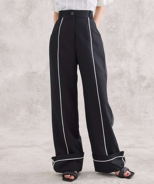 UNITED TOKYO（ユナイテッドトウキョウ）の「ラインデザインパンツ-ウォッシャブル-（スラックス・レディース・ブラック/グレー・1/2）」の16枚目の写真