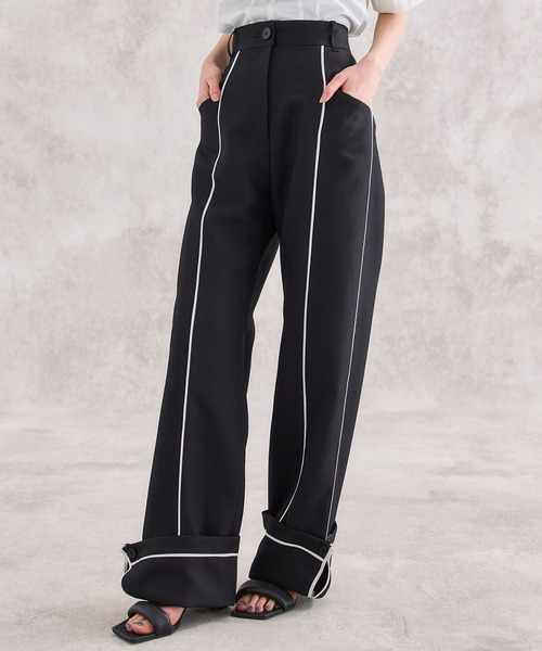 UNITED TOKYO（ユナイテッドトウキョウ）の「ラインデザインパンツ-ウォッシャブル-（スラックス・レディース・ブラック/グレー・1/2）」の12枚目の写真