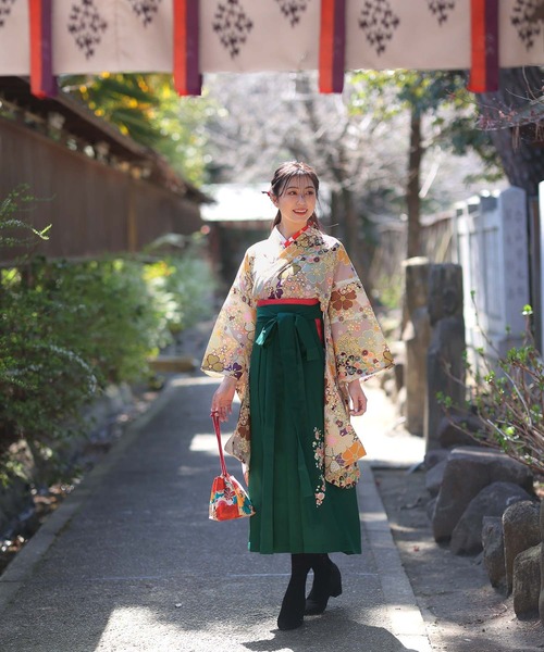 Ulysses(ユリシス)の「大正ロマンなデザイン。袴7点セット 和風花柄 緑色(着物・レディース・グリーン・F)」の8枚目の写真