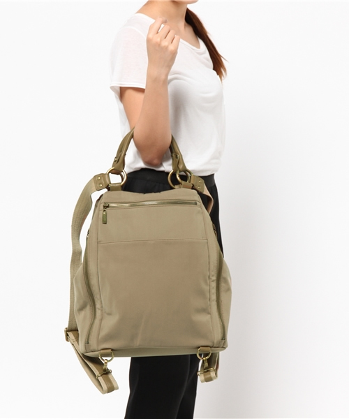 ear PAPILLONNER(イアパピヨネ)の「ニットスタンプ(バックパック/リュック・レディース・ネイビー/ベージュ/ブラック・FREE)」の6枚目の写真