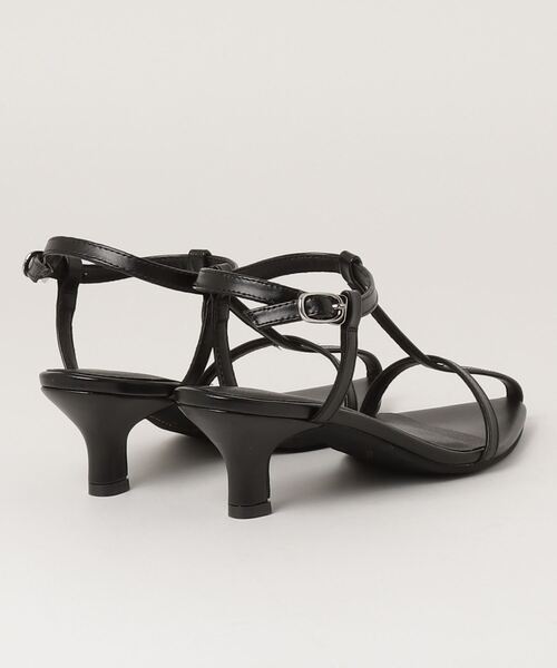 LibertyDoll（リバティードール）の「LibertyDoll / ポインテッドTストラップサンダル（サンダル・レディース・ブラック/グリーン/アイボリー/ブラウン/シルバー・S/L/M/LL）」の6枚目の写真