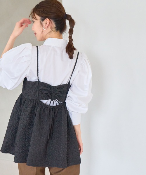 VIS（ビス）の「【新色追加】ふくれジャガードキャミトップス（キャミソール・レディース・オフホワイト/ブラック/ブラウン・FREE）」の11枚目の写真