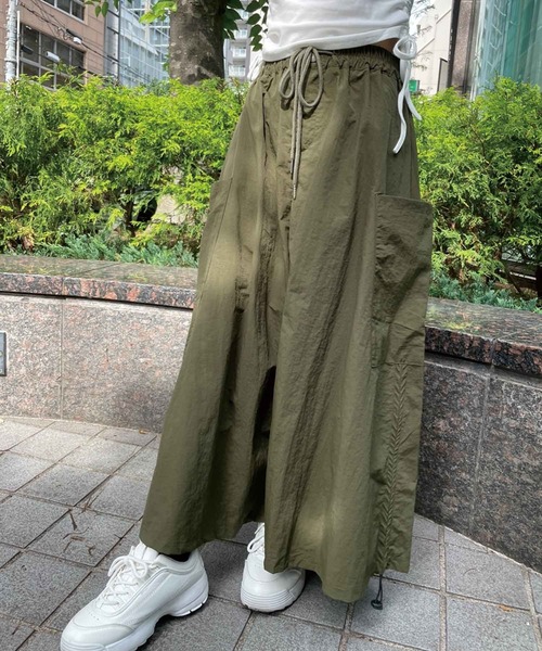 SPIGA（スピーガ）の「ｻｲﾄﾞﾄﾞﾛｽﾄｶｰｺﾞﾛﾝｸﾞｽｶｰﾄ（スカート・レディース・グレー/カーキ/ブラック・FREE）」の22枚目の写真