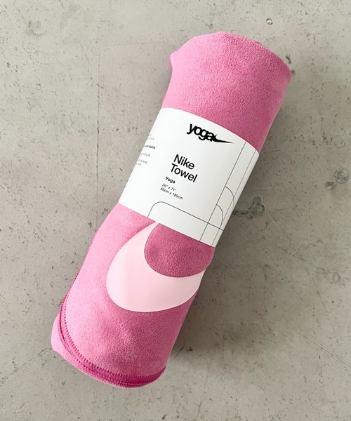 NIKE(ナイキ)の「NIKE(ナイキ)/ヨガタオル 大判タオル フィットネス トレーニング ジム ピラティス エクササイズ(スポーツグッズ・レディース・ピンク/ブラック/オレンジ/ピンク系その他・FREE)」の4枚目の写真