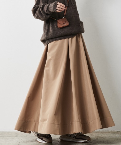 CHIC STYLE(シックスタイル)の「<大きいサイズ>フレアギャザーマキシスカート シックスタイル(スカート・レディース・ベージュ/アイボリー/ブラック・L/LL/3L/4L/5L)」の3枚目の写真
