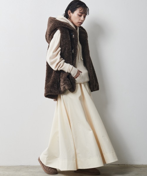 CHIC STYLE(シックスタイル)の「<大きいサイズ>フレアギャザーマキシスカート シックスタイル(スカート・レディース・ベージュ/アイボリー/ブラック・L/LL/3L/4L/5L)」の19枚目の写真