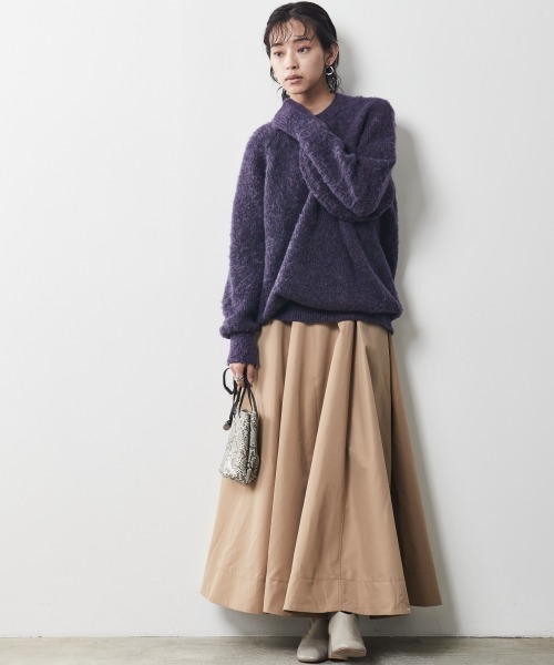 CHIC STYLE(シックスタイル)の「<大きいサイズ>フレアギャザーマキシスカート シックスタイル(スカート・レディース・ベージュ/アイボリー/ブラック・L/LL/3L/4L/5L)」の11枚目の写真