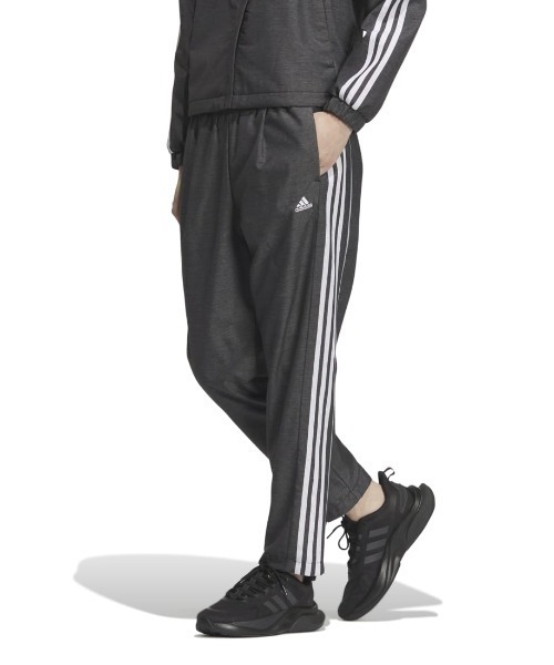 adidas(アディダス)の「アディダス adidas デニムライフ ウーブン レギュラーフィット 9/10丈 ウインドパンツ(デニムパンツ・レディース・ブラック/ネイビー・S/M/L/XL)」の1枚目の写真