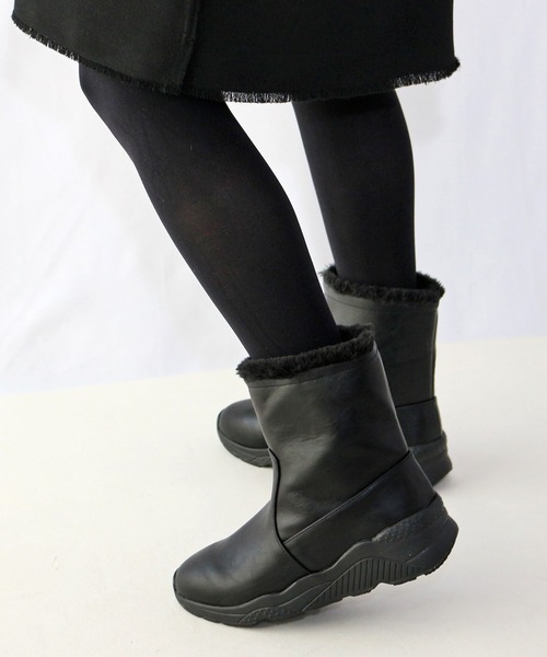 Fin（フィン）の「フェイクファー厚底スニーカーブーツ【低反発スポンジ入り】（ブーツ・レディース・ブラック系その他/グレー/ブラック・S/M/L/LL）」の21枚目の写真