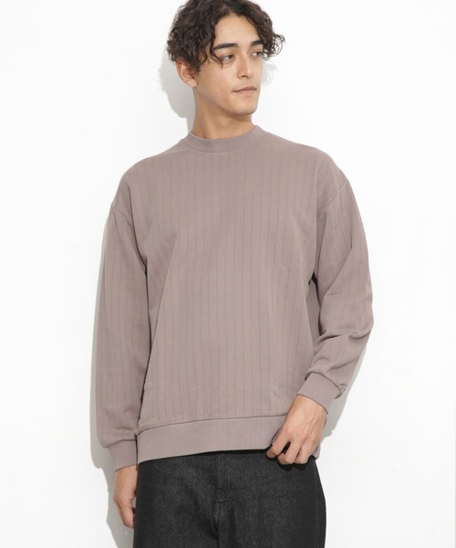 NANO universe（ナノユニバース）の「フェード針抜き裏毛クルーネック