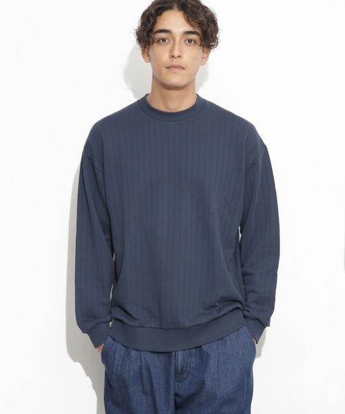 NANO universe（ナノユニバース）の「フェード針抜き裏毛クルーネック