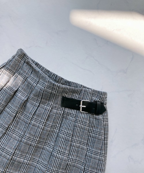 AS KNOW AS plus（アズノゥアズプラス）の「☆脇ベルトプリーツミニスカート（スカート・レディース・ブラック/ブルー系その他/グレー/グレー系・FREE）」の21枚目の写真